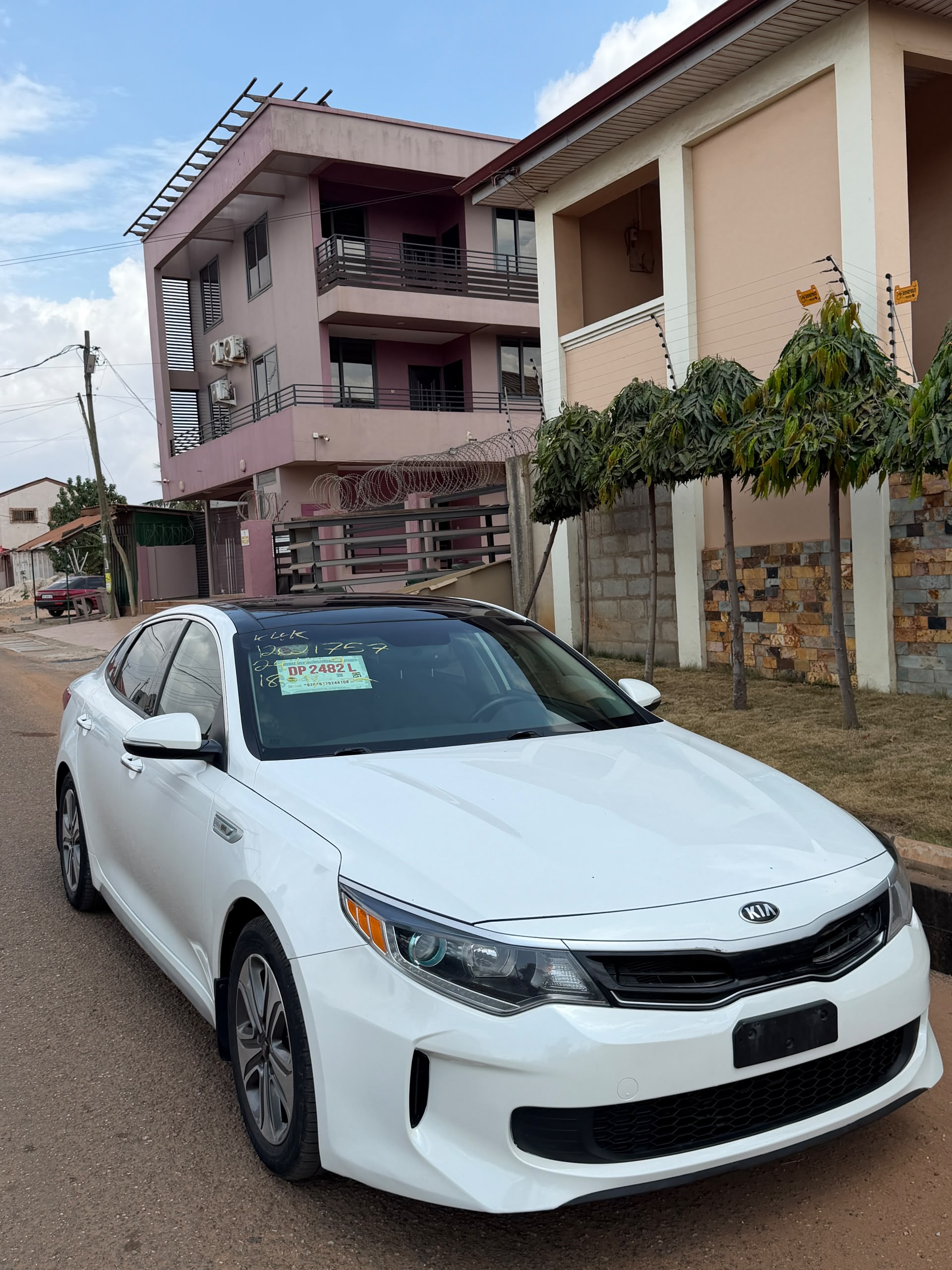 2018 Kia Optima Hybrid — photo 2